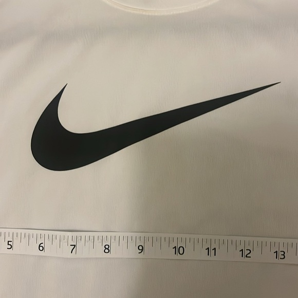 NWOT kids Nike White Short Sleeve Tee with black Swoosh size large+ - Picture 5 of 8